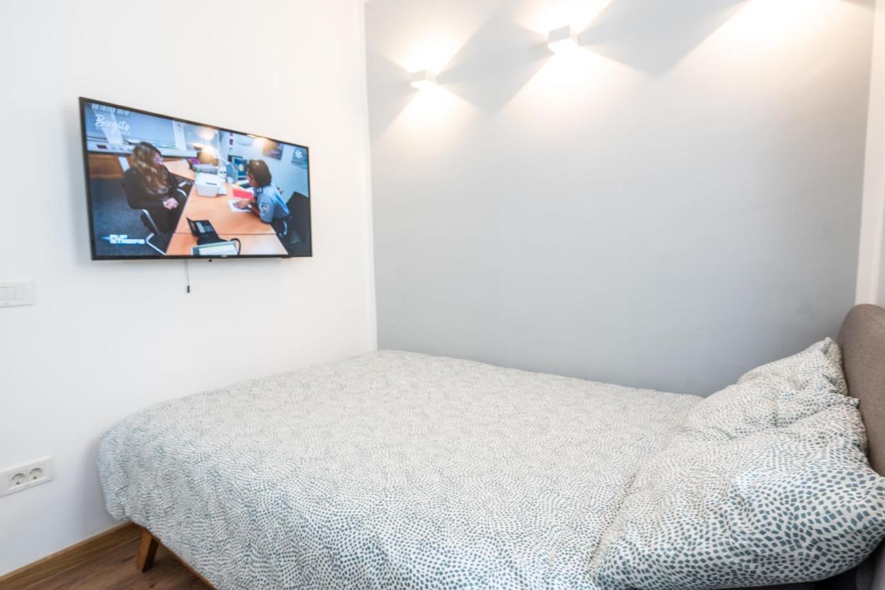 Cozy Design Apartament In Magheru Bucharest Exterior photo